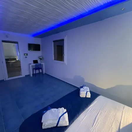 Salento Sottovento Luxury Beb Bed & Breakfast Torre Lapillo Exterior photo